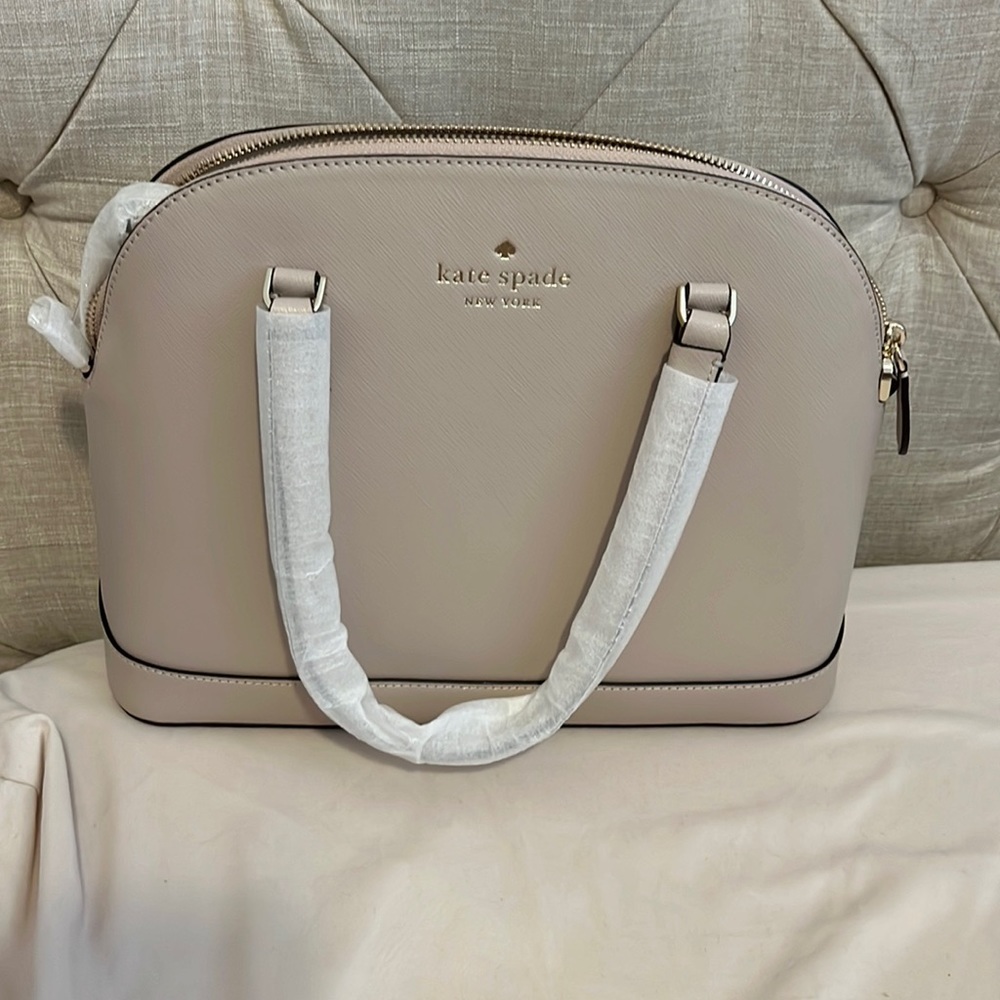 Kate Spade purse sadie dome satchel
color : Tusk